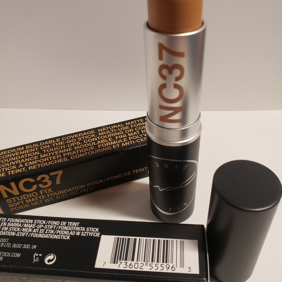 MAC Studio Fix Soft Matte Foundation Stick *NC37* - Picture 4 of 4